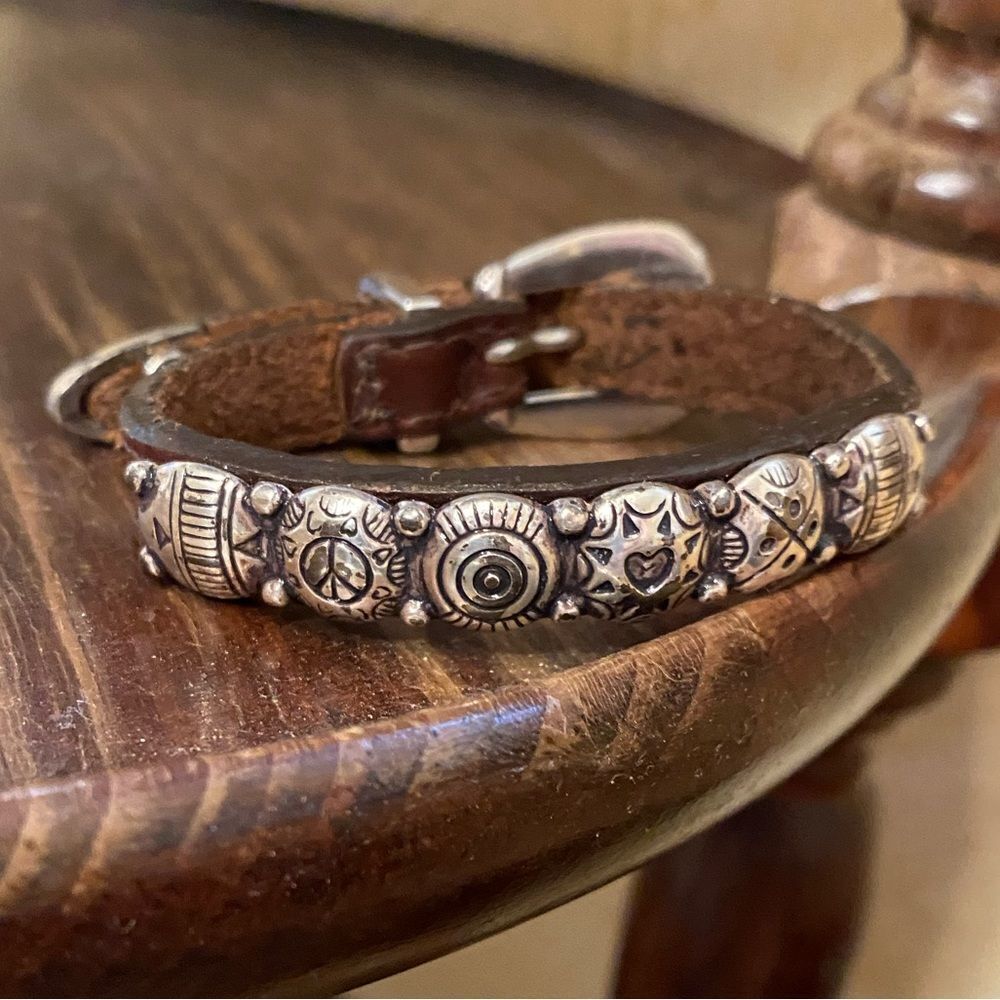 Brighton vintage Harmony silver mini‎ medallion & brown leather bracelet
